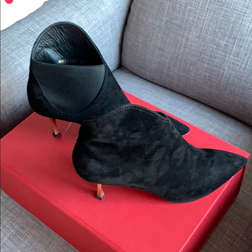 Valentino Garavani ankle booties. Size 37 1/2